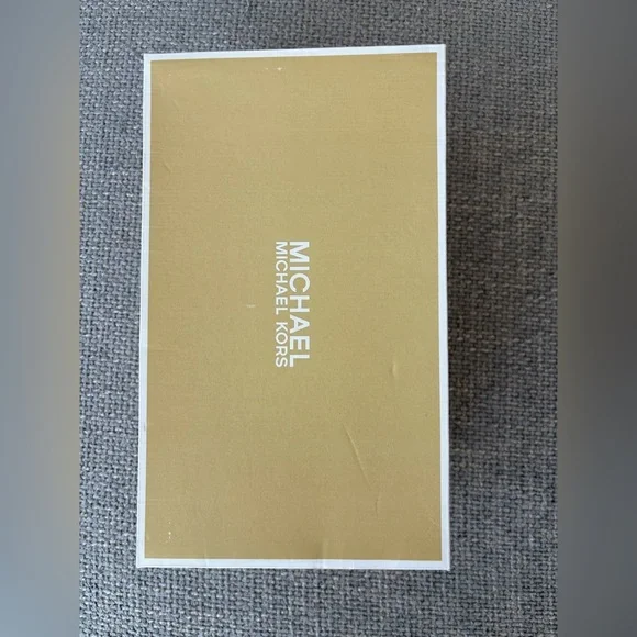 Michael Kors Tessa Frayed Denim Mule Sandals – Size 8.5 brand new - Picture 13 of 13